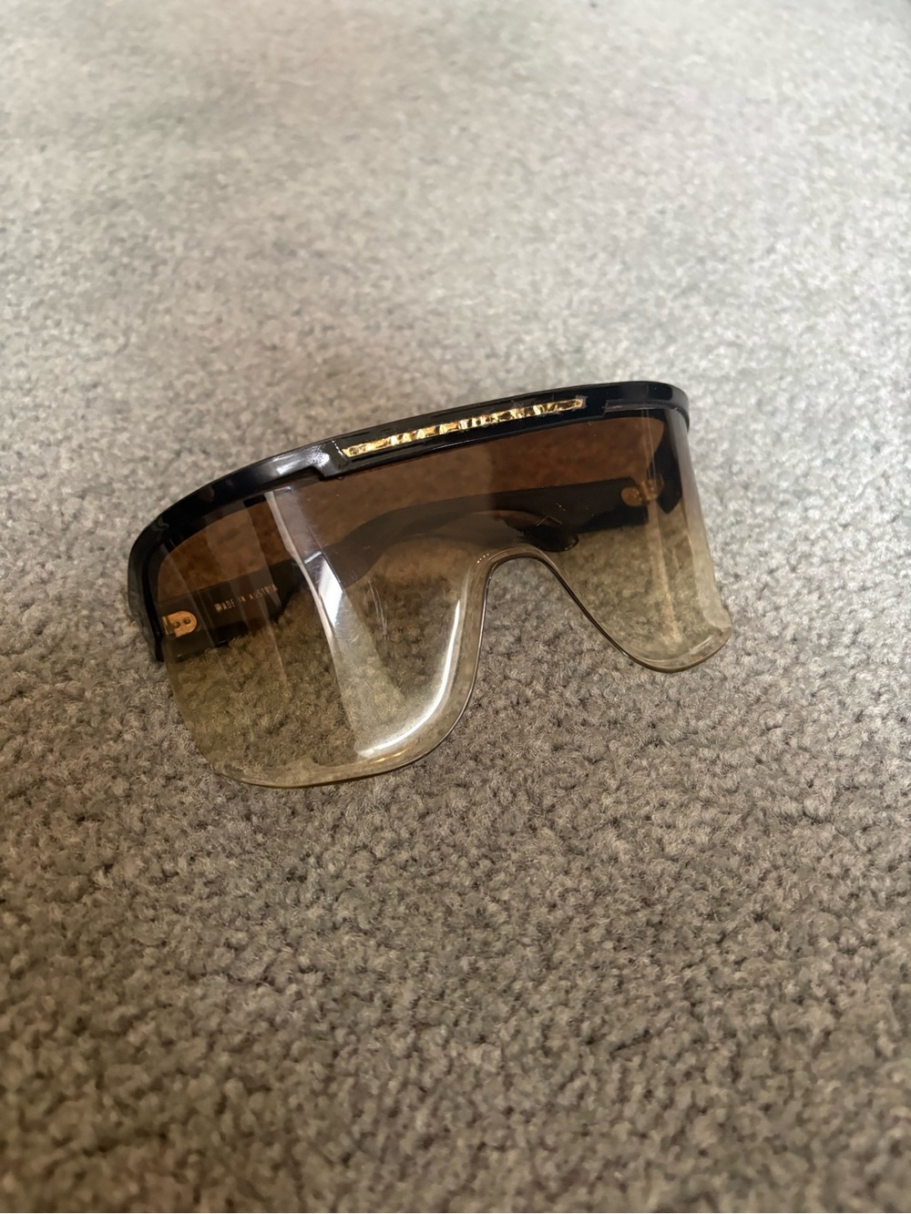 Vintage Unique Shield Visor Sunglasses - Brown Gradient Made in Austria